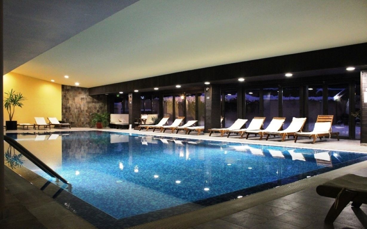 Casa Karina - unutrašnji bazen.jpg