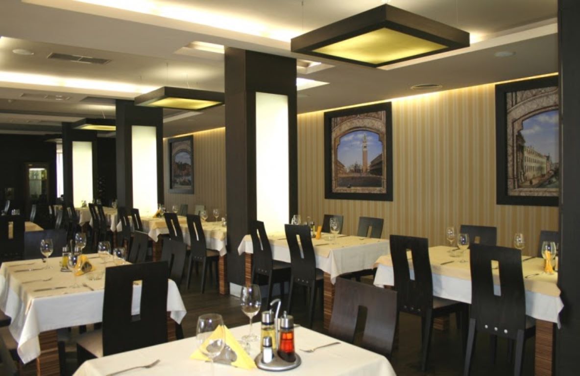 Gardenia Bansko-Sala za proslave.jpg