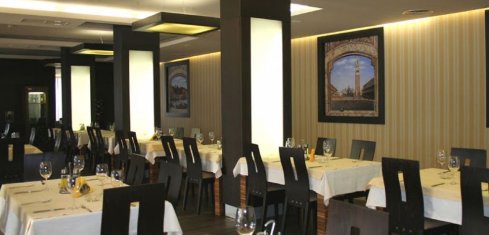 Hotel Gardenia-Restoran.jpg