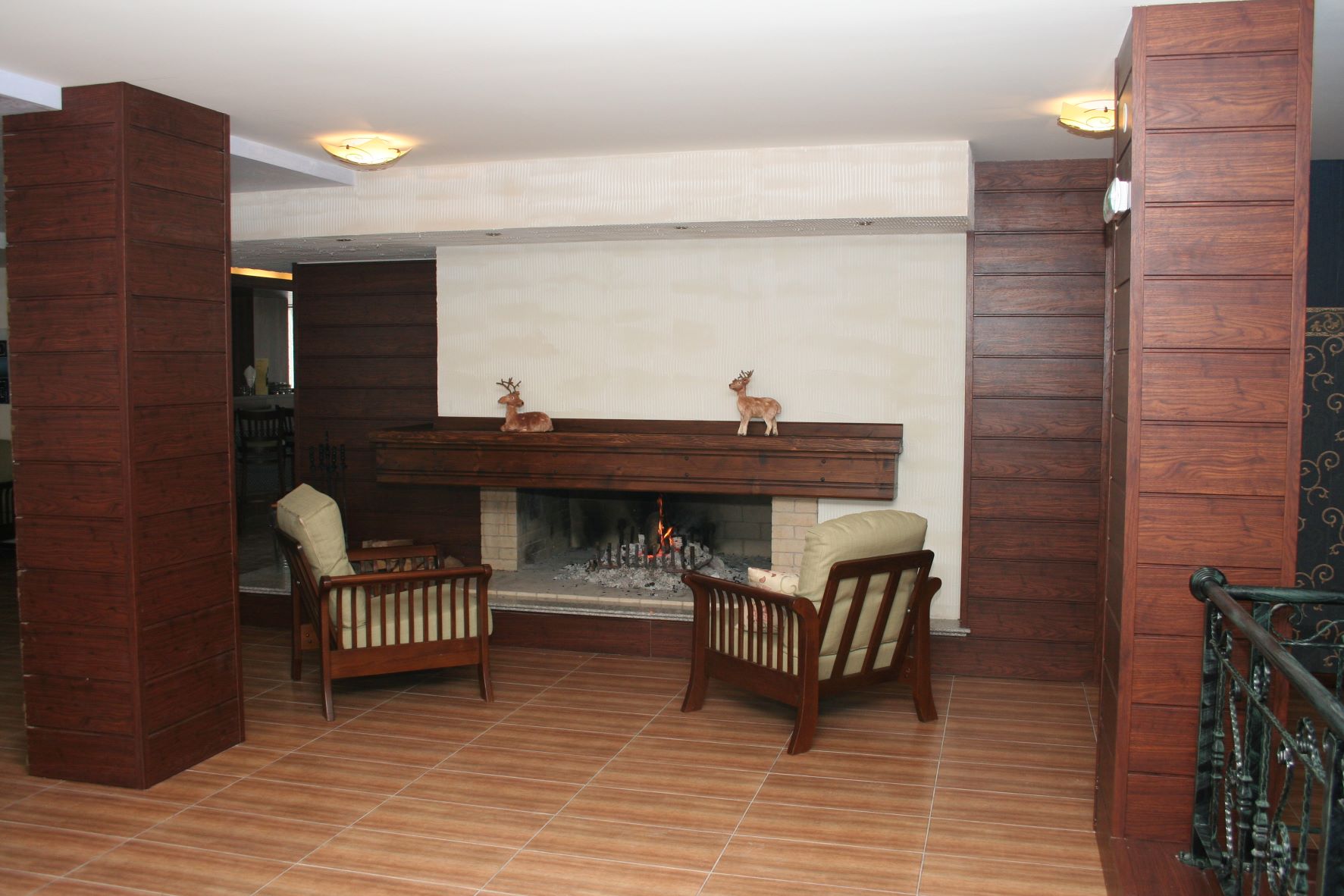 Hotel Grand Royal Apartments and Spa - kamin.JPG