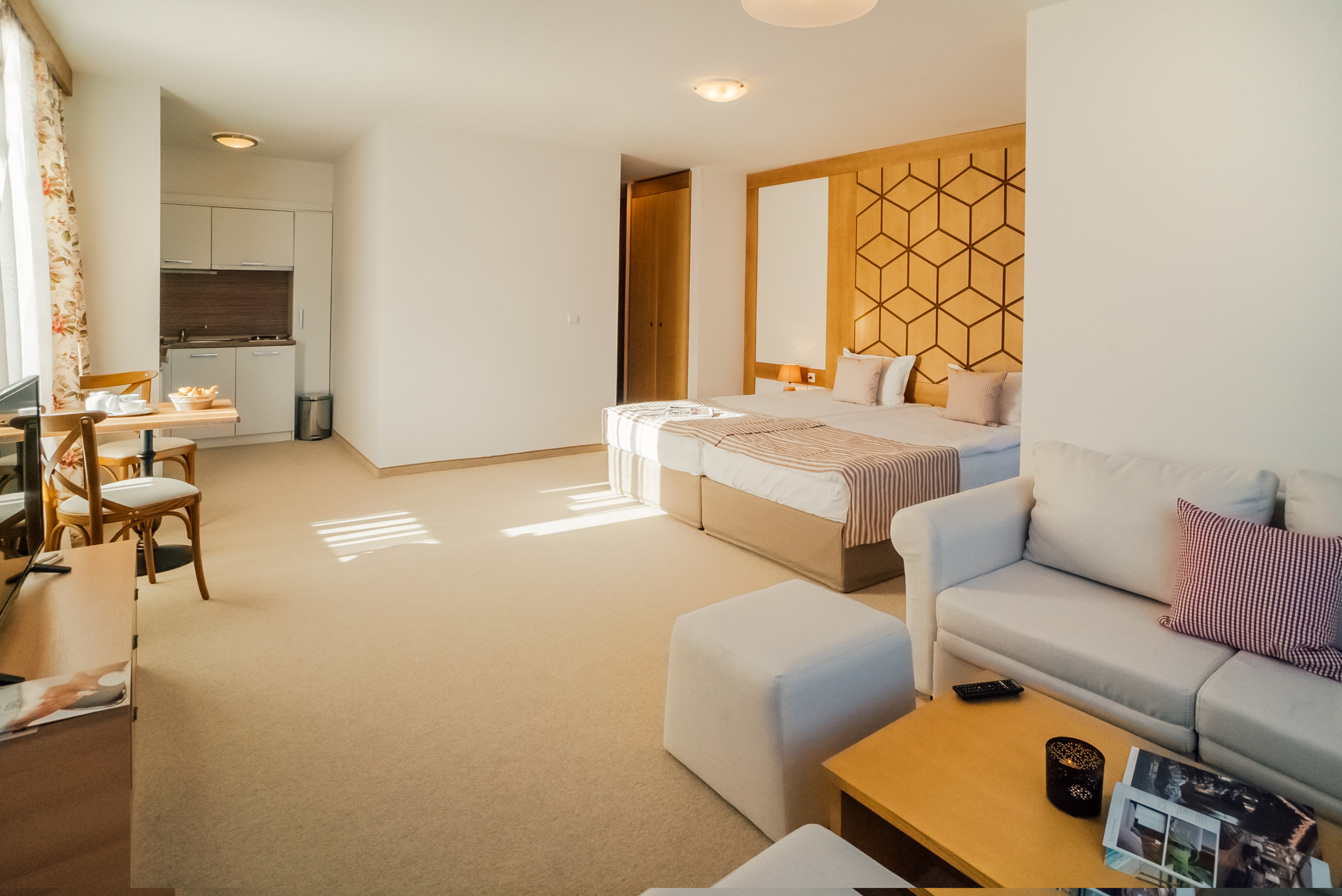 Green Life Resort Studio_1.jpg