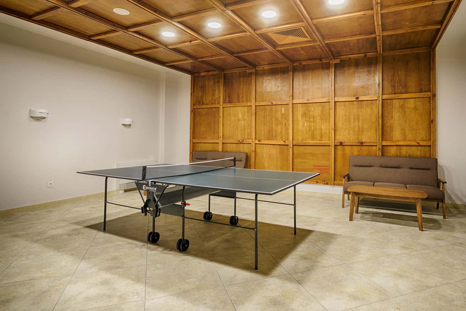 Hotel Katarino Spa-Stoni tenis.jpg