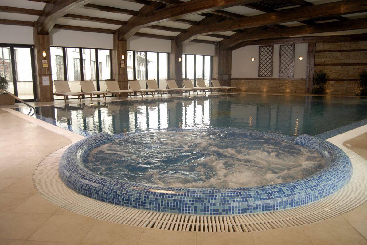Hotel Lion Bansko - spa - djakuzi.jpg