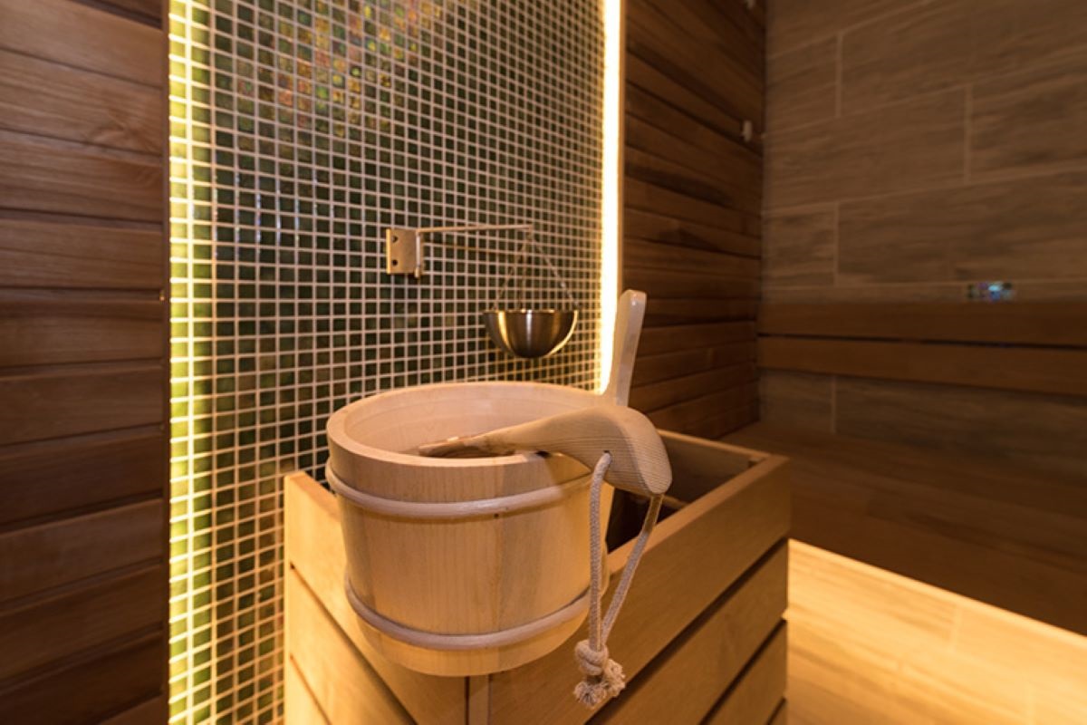 Hotel Lion Bansko - spa - hladan tus.jpg