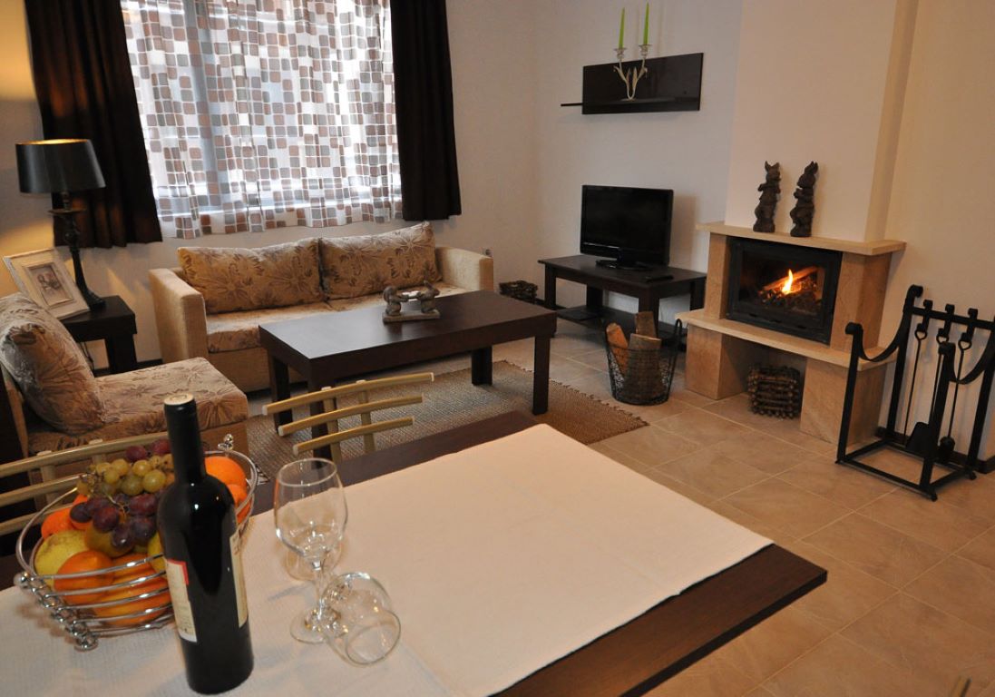 Maria Antoaneta Residence Hotel-Jednosobam apartman sa kaminom.jpg