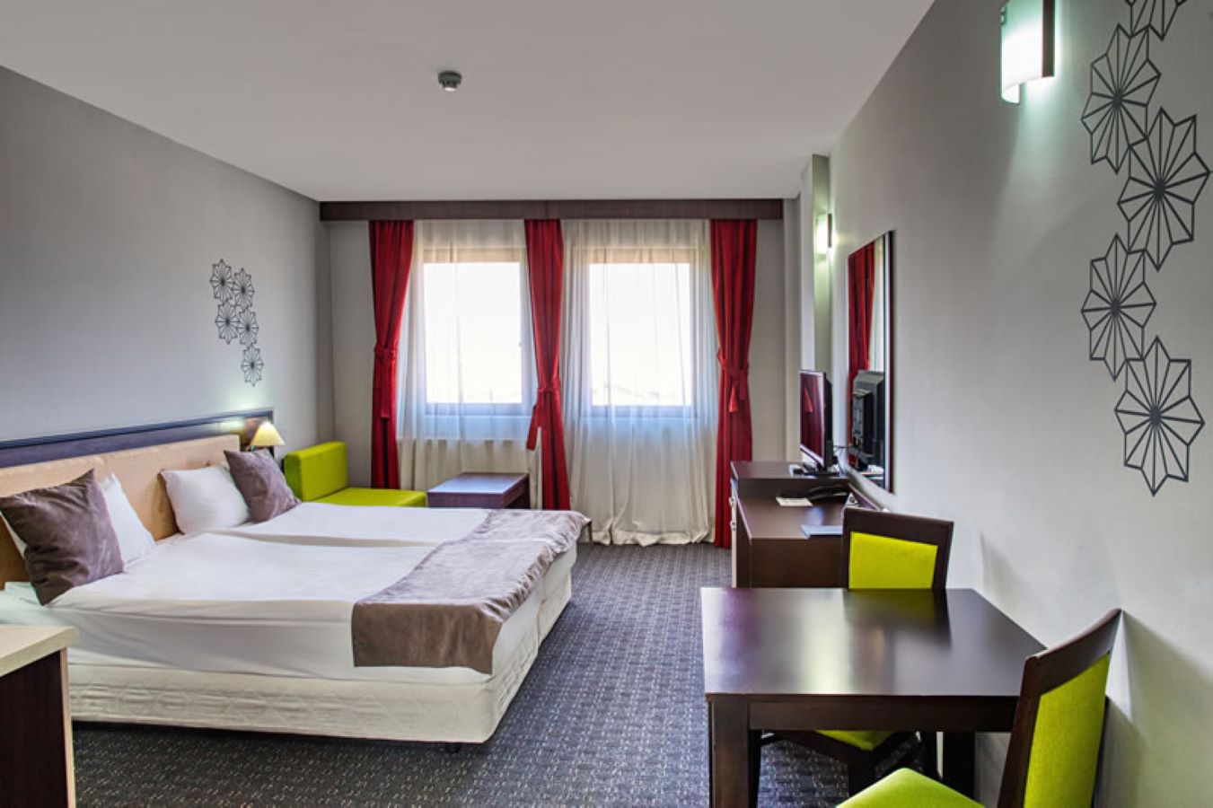 MPM Hotel Guinness-Studio.jpg