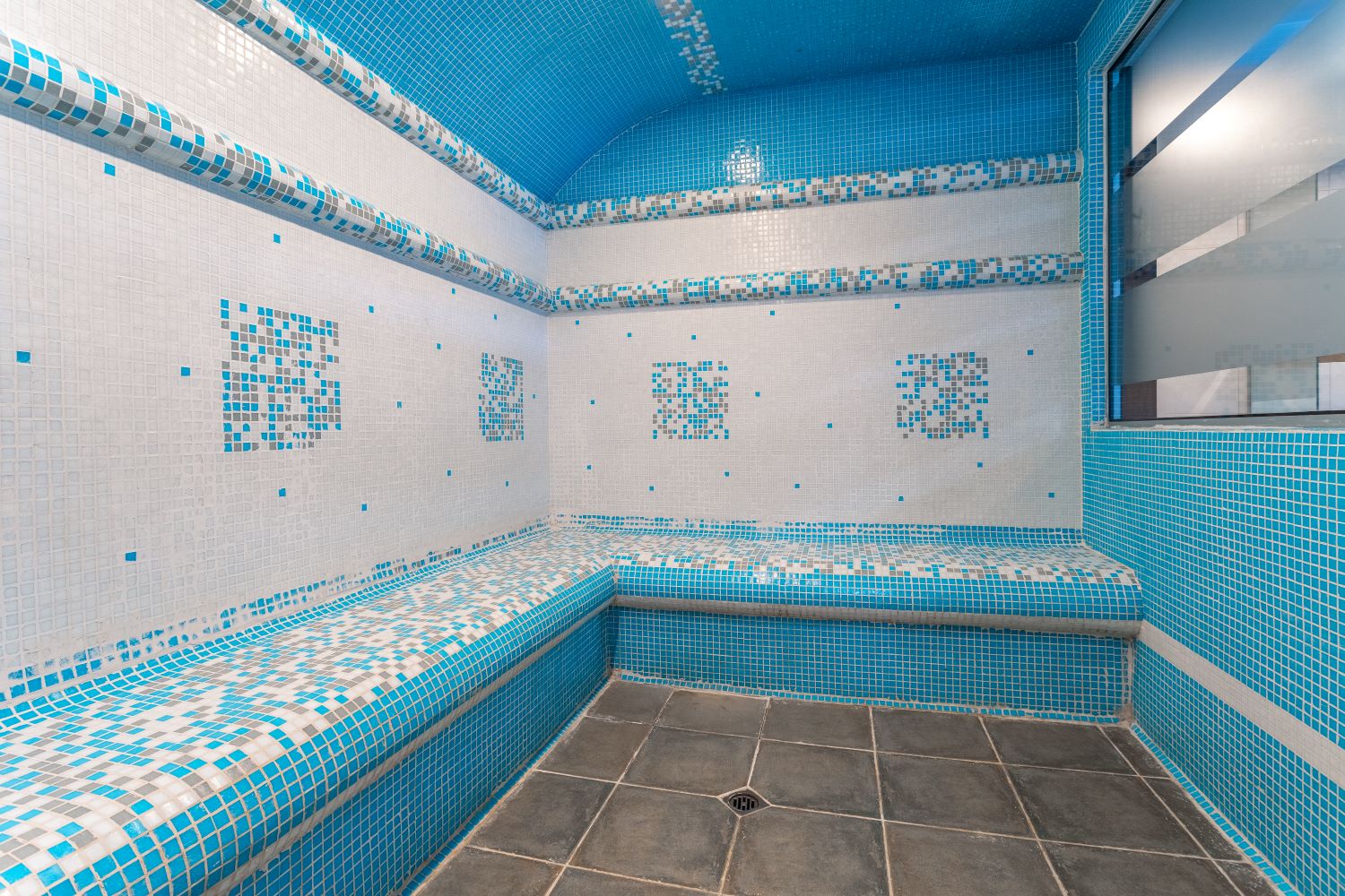 MPM Hotel Sport-Parno kupatilo.jpg