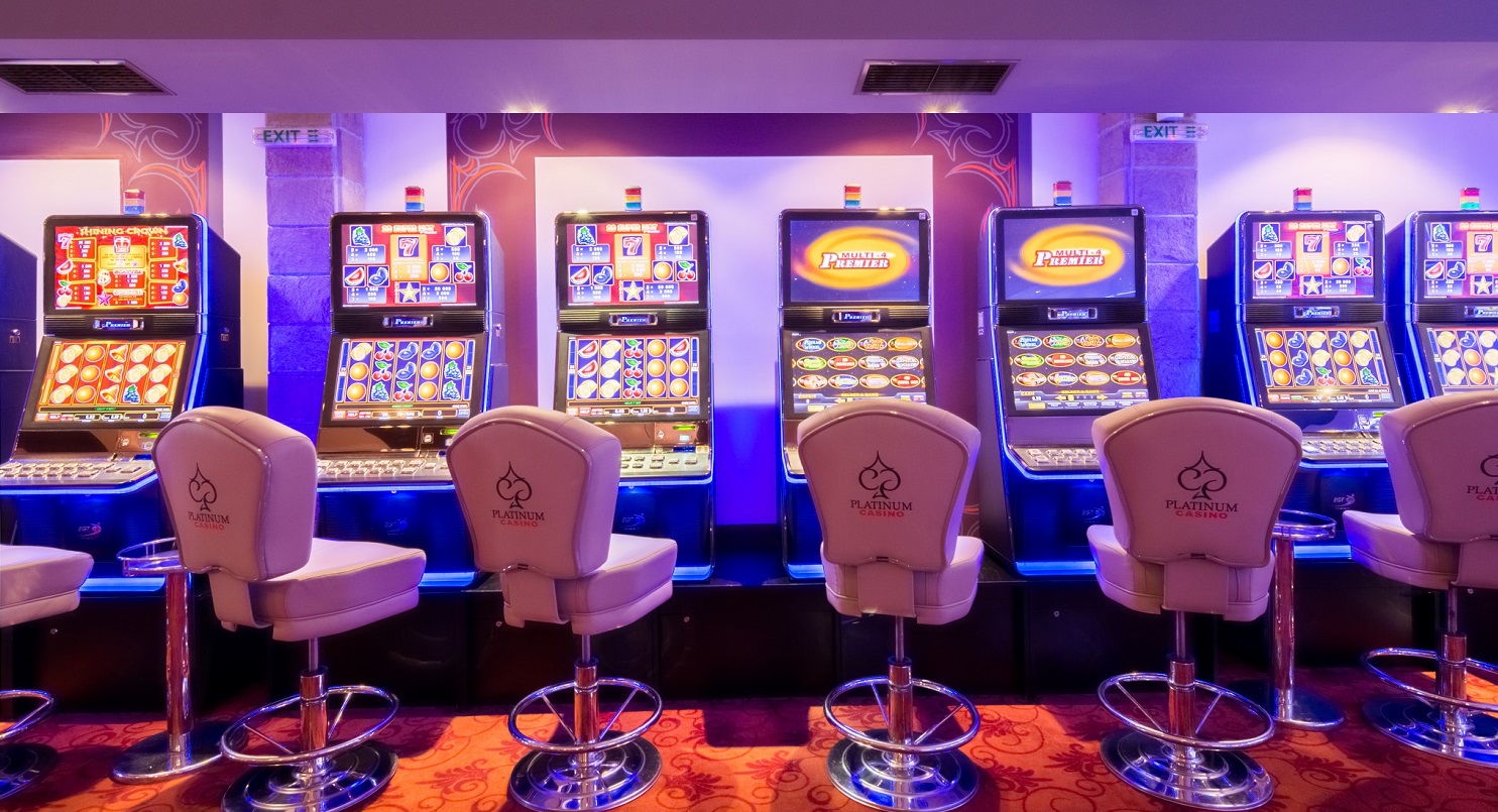Platinum Hotel & Casino-Slot masine.jpg