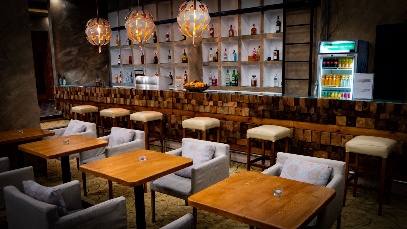 Riverside Bansko-Bar.jpg