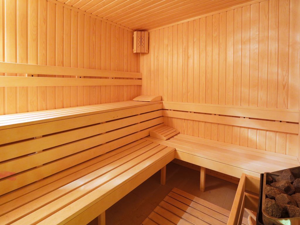 Royal Pakr Hotel-Sauna.jpeg