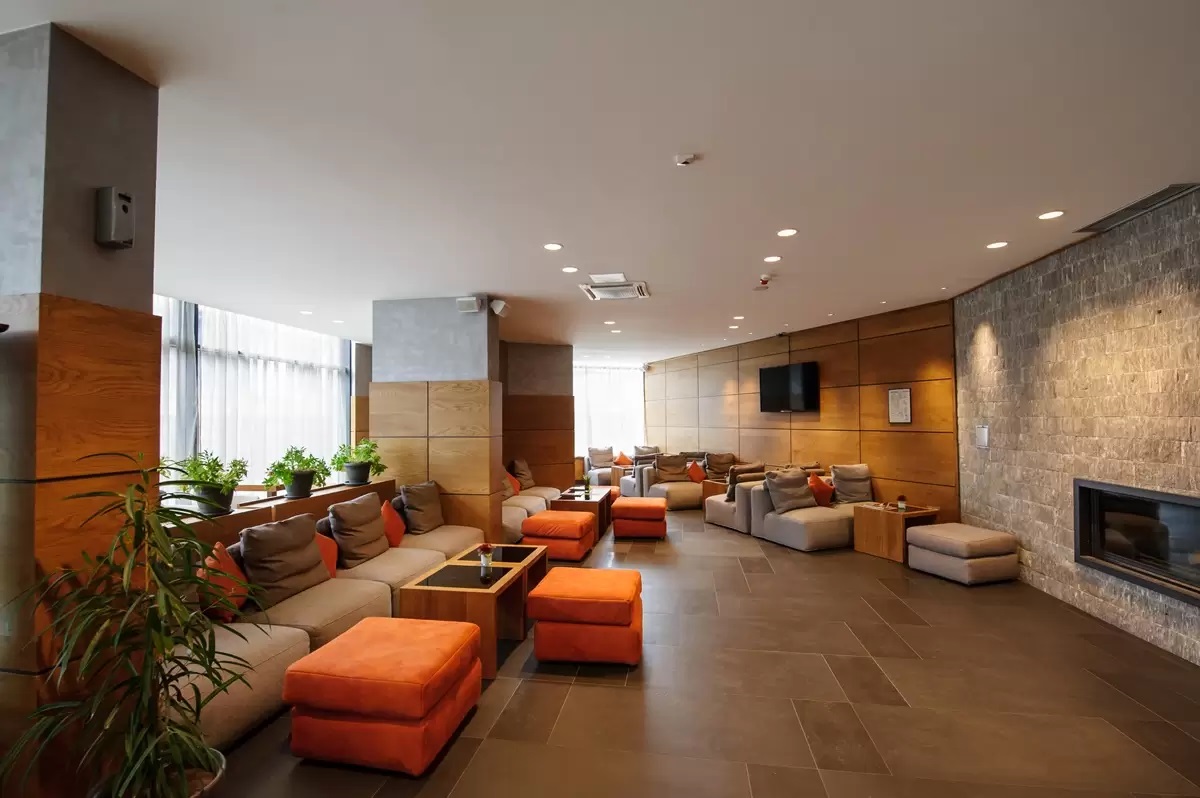 Hotel Ruskovets Resort-Lobby.jpg