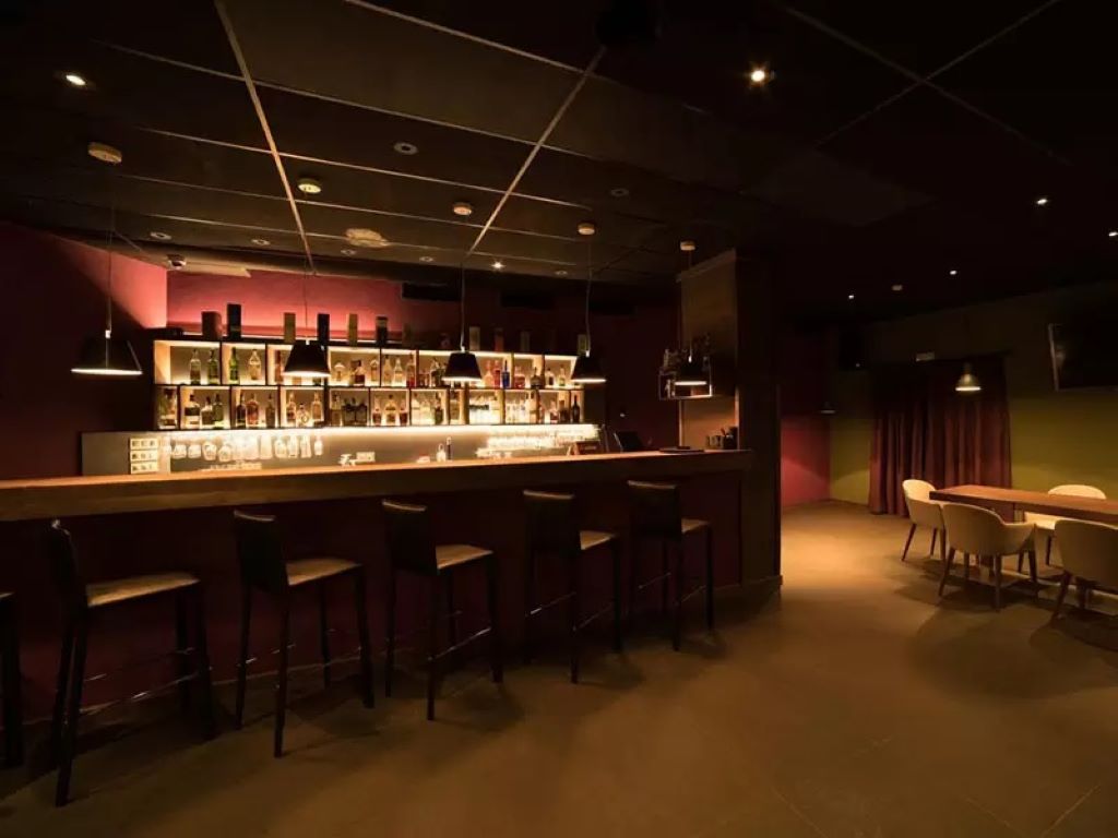 Hotel Ruskovets Resort-Nocni klub.jpg