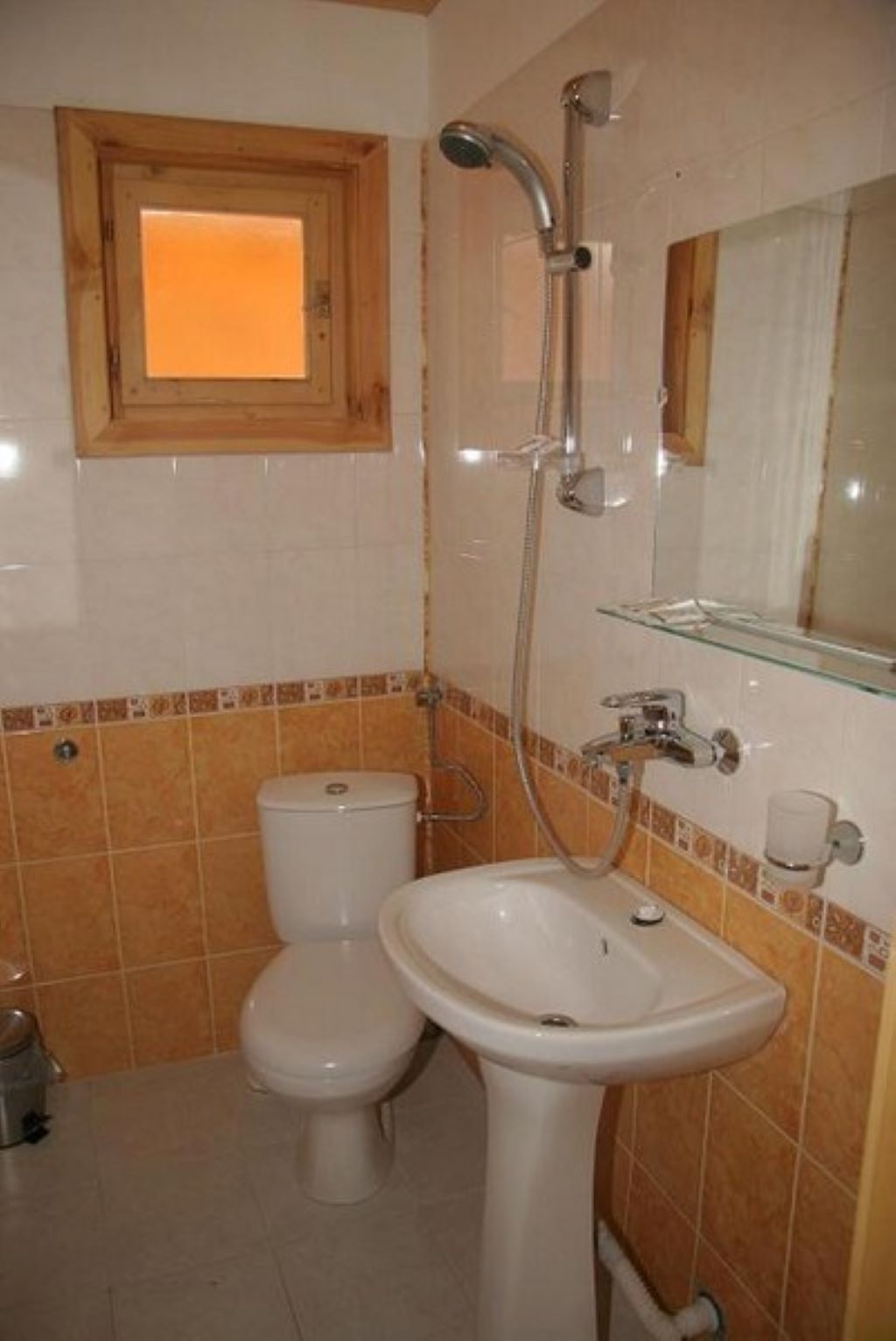 Iglika Villas-Kupatilo.JPG