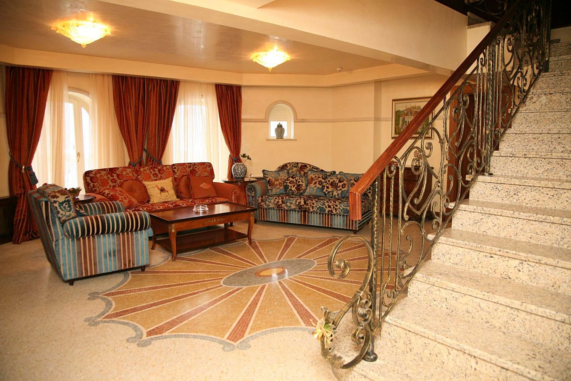 Festa Winter Palace Hotel-VIP penthouse apartman.jpg