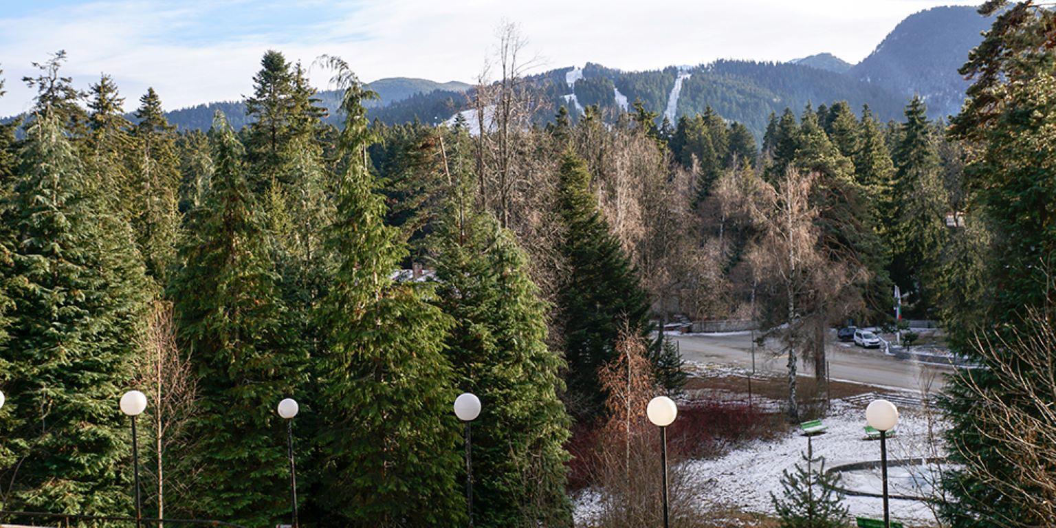 Bor Hotel Borovets-Panorama.jpg