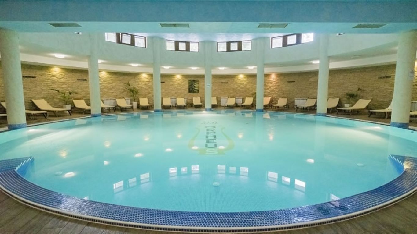Hotel Orpheus-Unutrasnji bazen.jpg