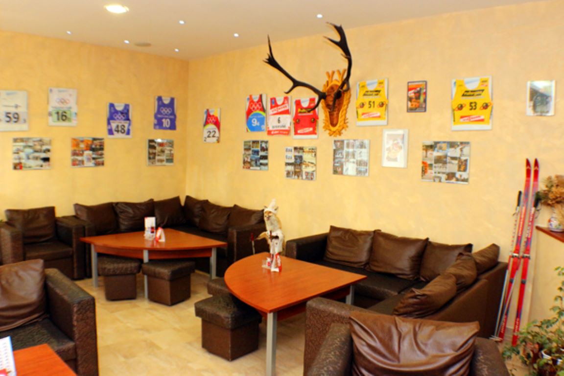 Dafovska Pamporovo-Lobby.jpg