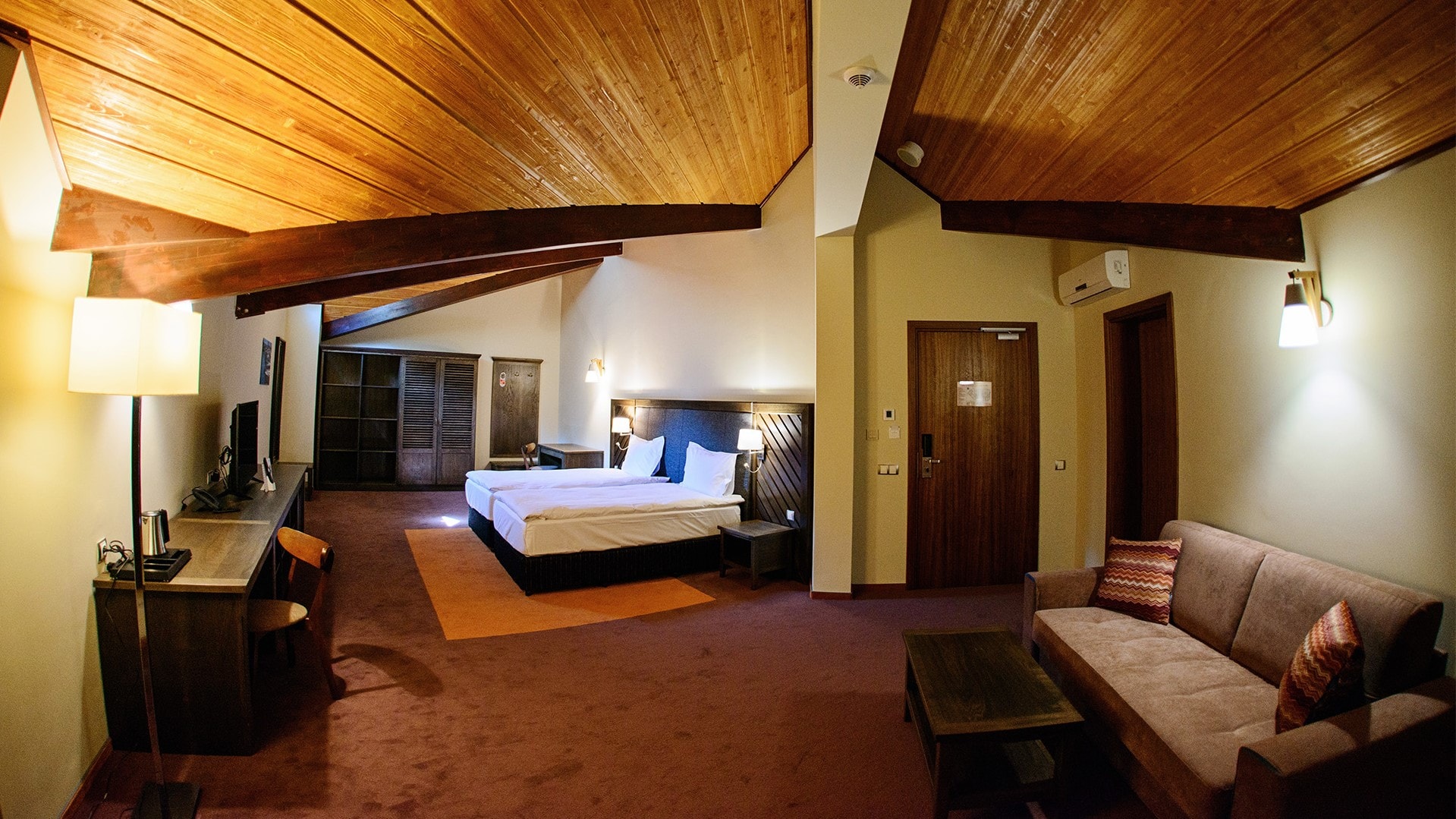 Hotel Hot Springs Medical & Spa Bansko-Junior suite.jpg
