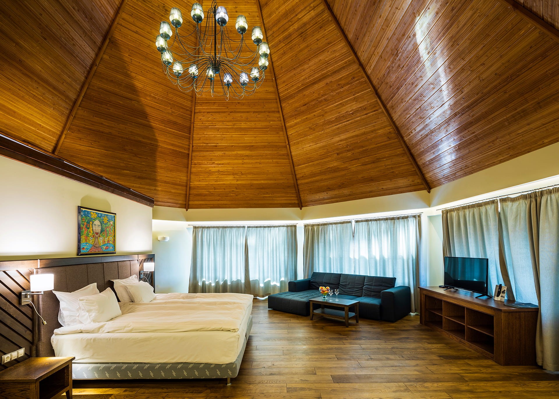 Hotel Hot Springs Medicial & Spa-Raspunzel kula.jpg