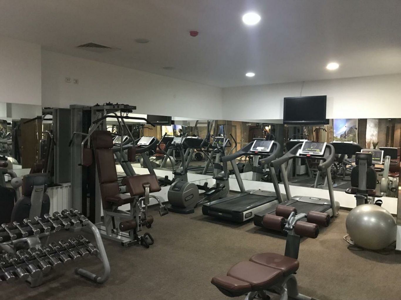 Borovets Hills-Fitnes.jpg