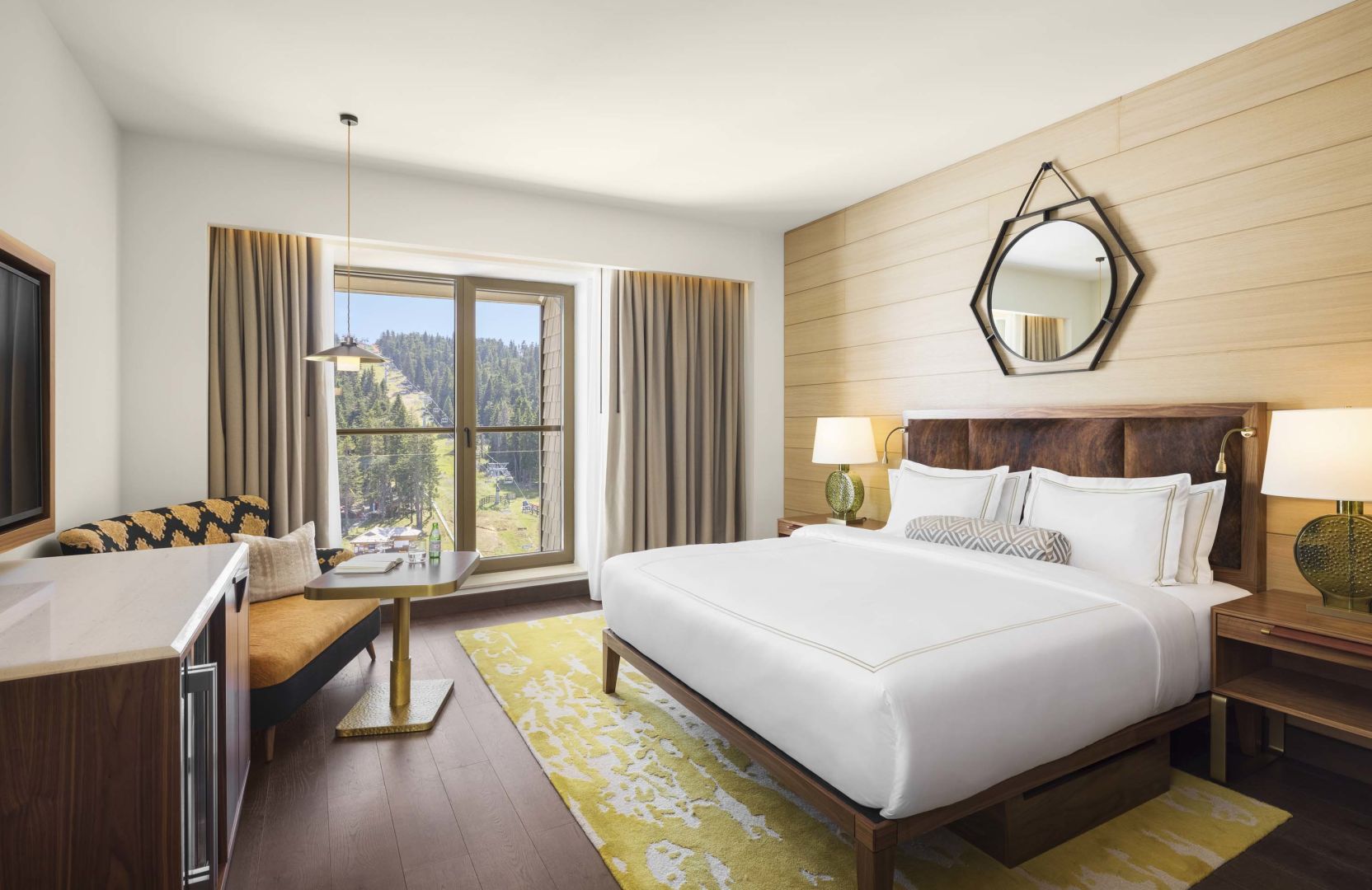 Hotel Viceroy Kopaonik-King room.jpg