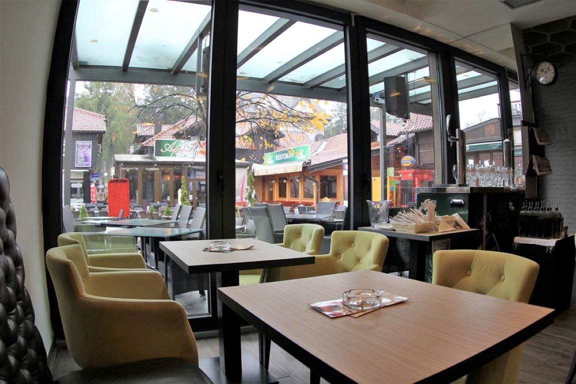 Alibi Zlatibor Inn-Bar.jpg