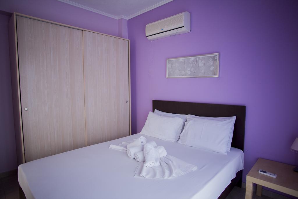 Hotel Eleni 4 Season family apartament 1.jpg