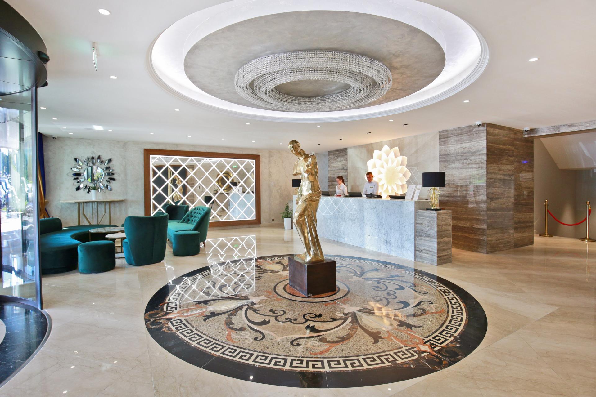 Tornik Hotel-Recepcija.png