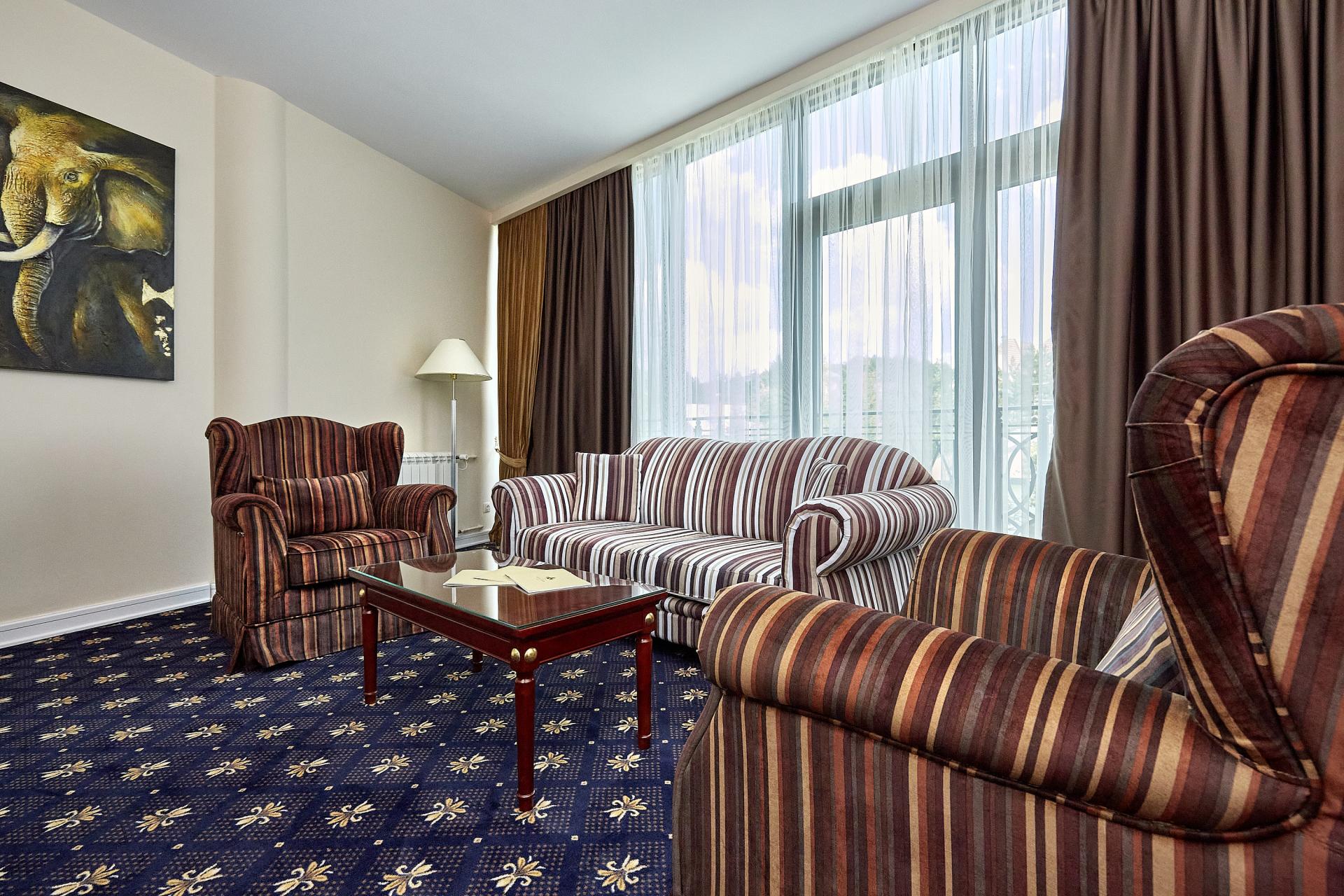 Tornik Hotel Zlatibor-Junior suite twin.png
