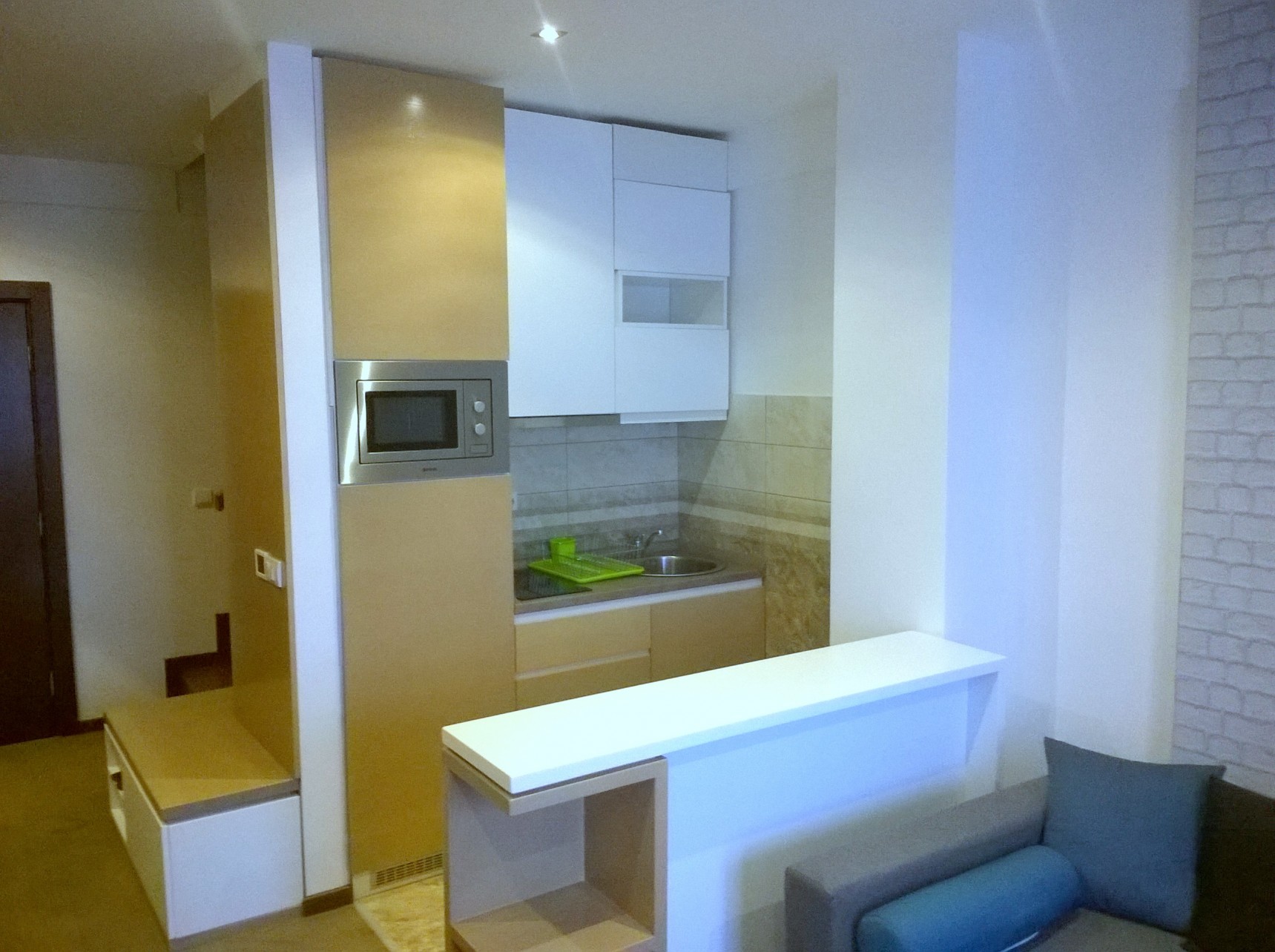 Zlatiborski Konaci - lux apartman sa dve spavaće sobe - čajna kuhinja.png