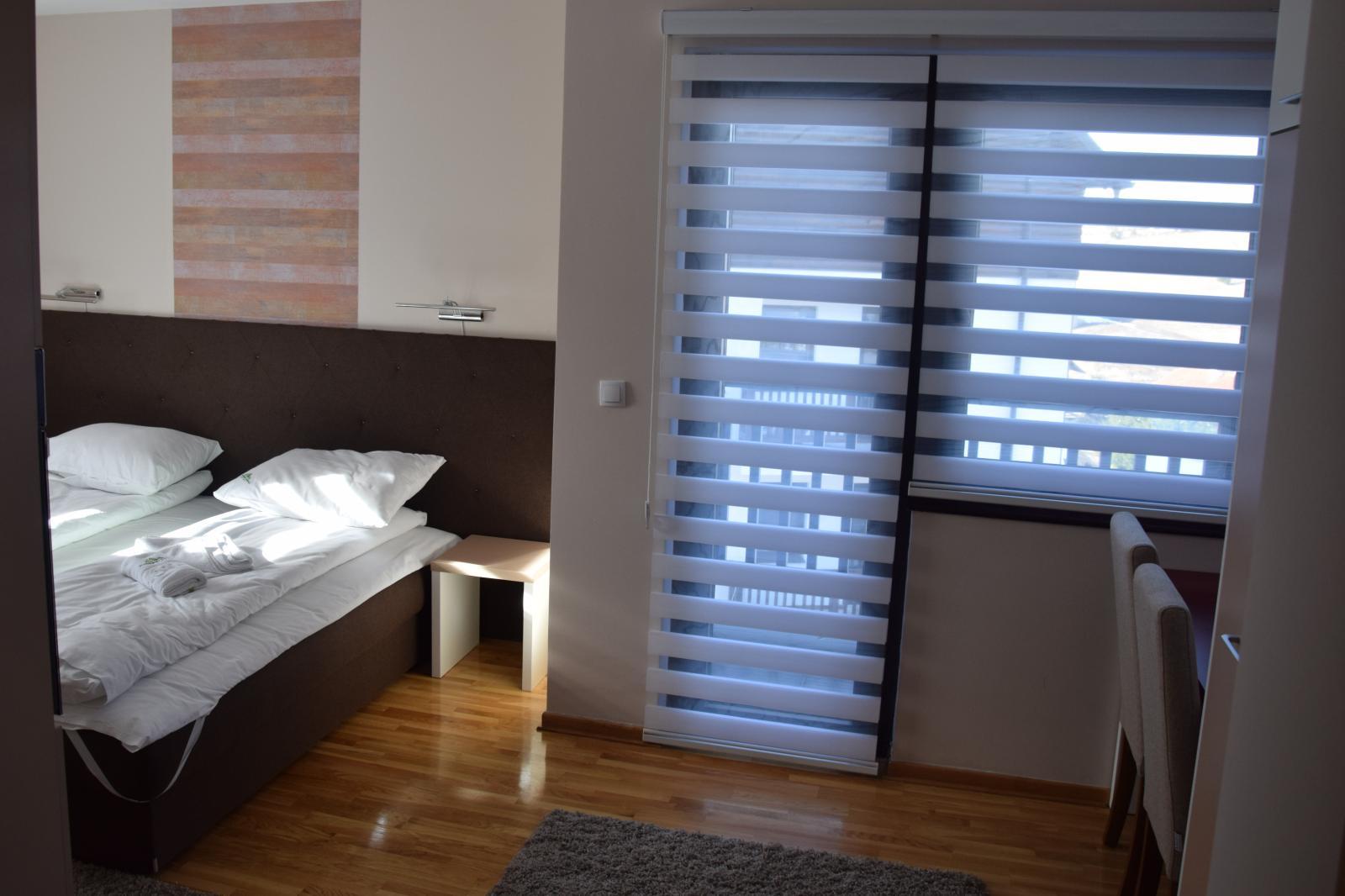Zlatibosrki Konaci-Superior studio apartman soba.png