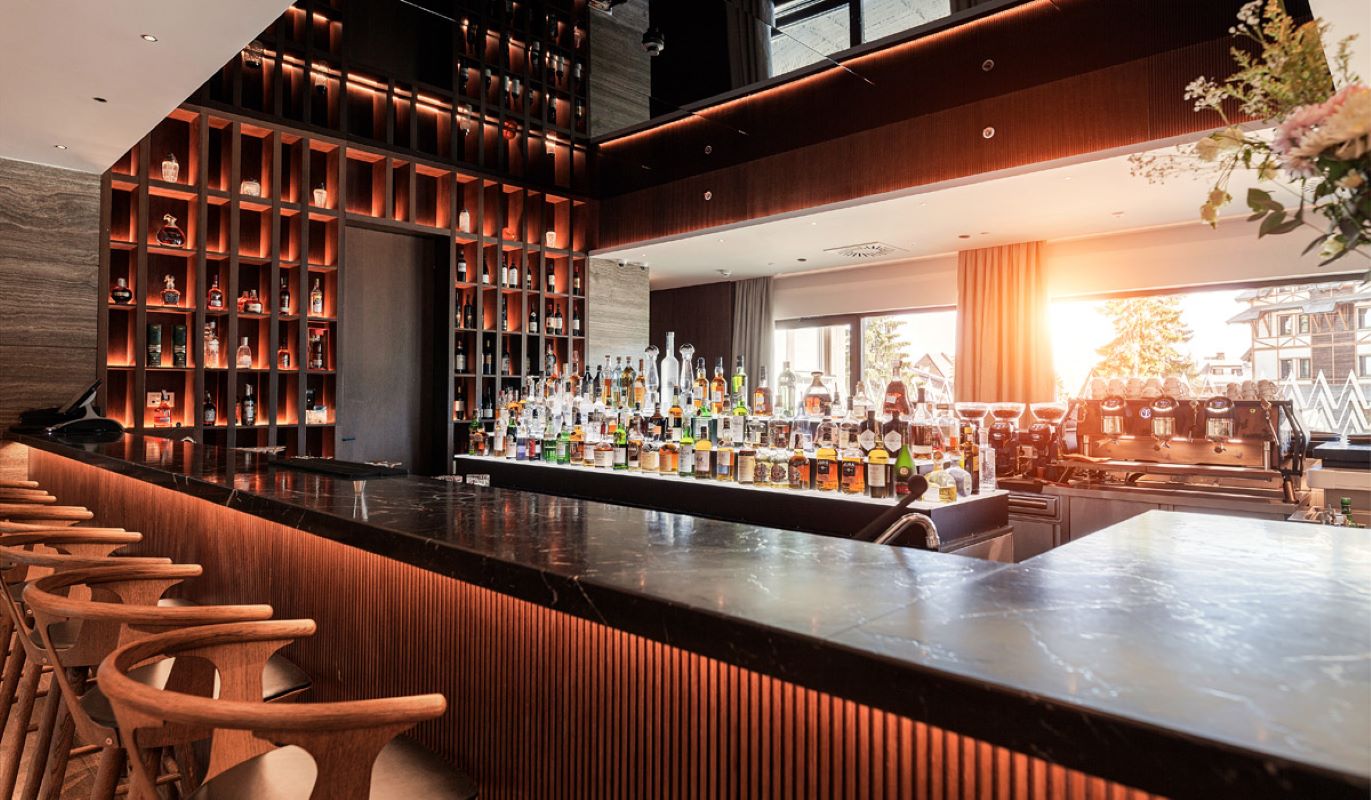 Grand Hotel & Spa - bar.jpg