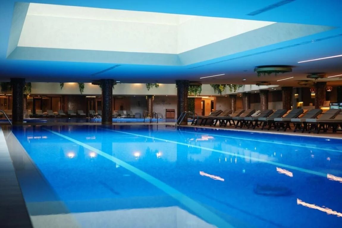 Hotel Zlatibor Mountain Resort & Spa-Plivacki bazen.jpg