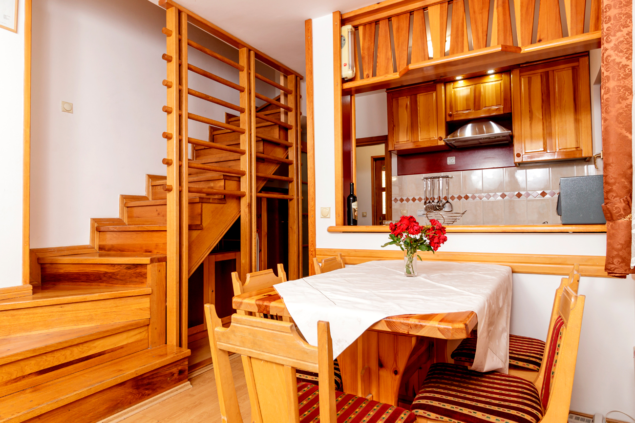 Hotel Kraljevi Konaci-Apartman za petoro.jpg