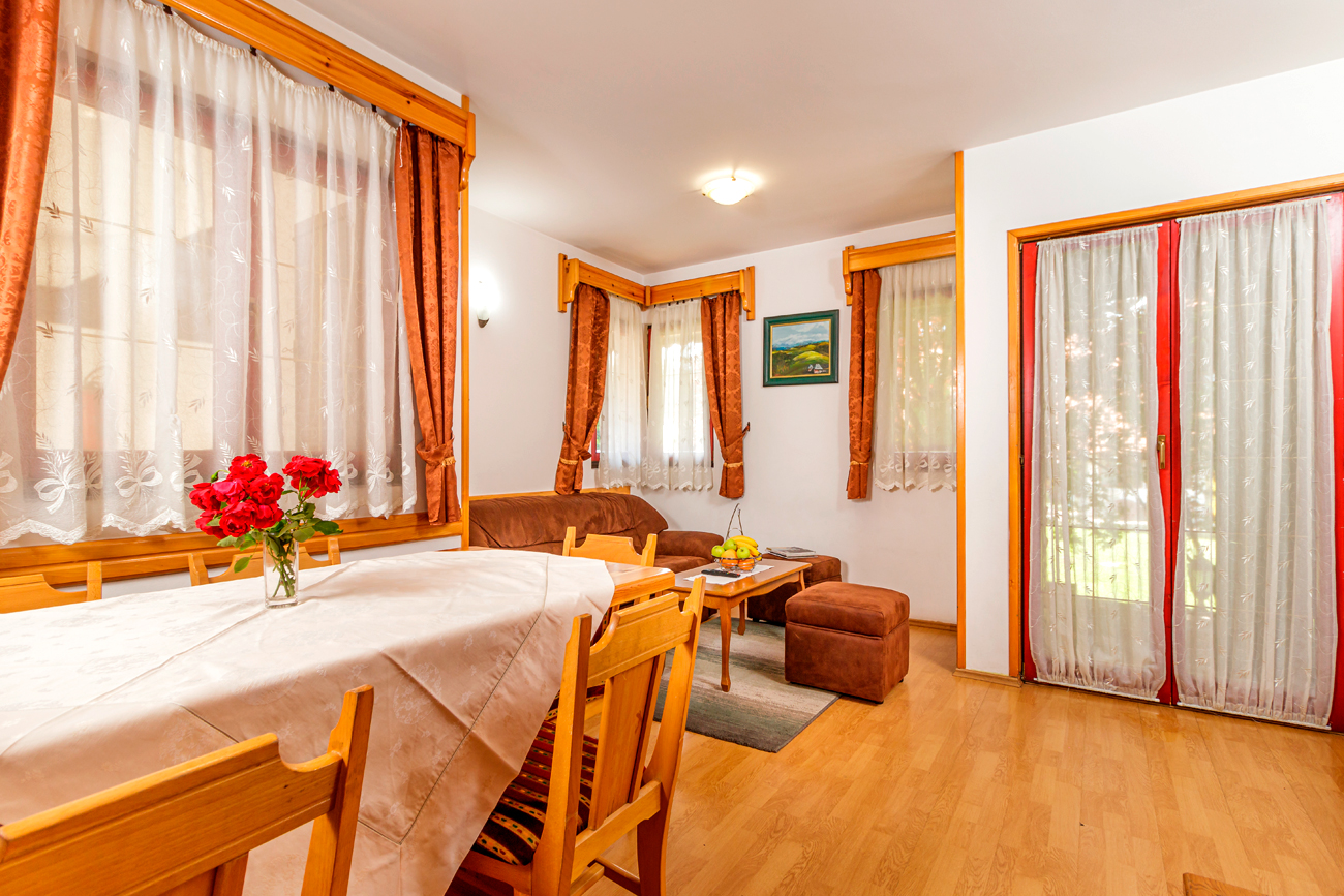 Hotel Kraljevi Konaci Zlatibor-Apartman za petoro.jpg