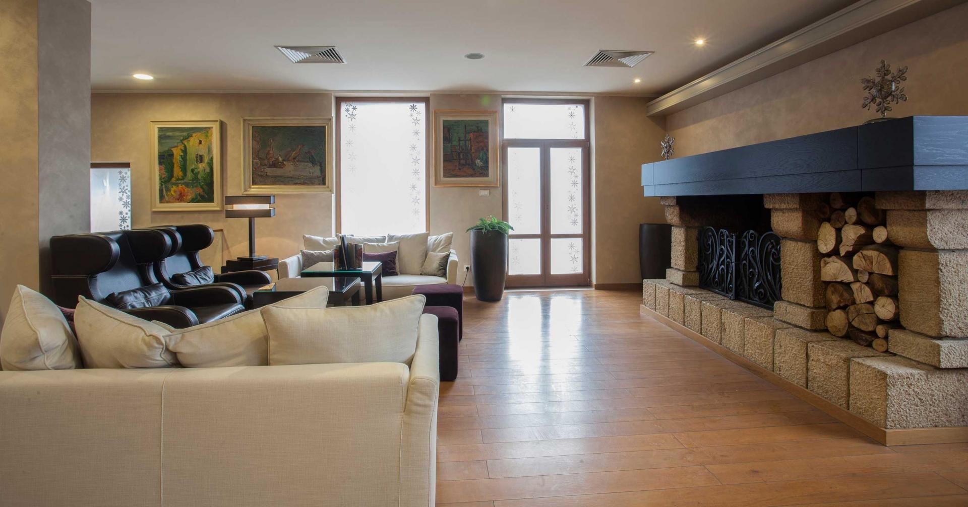 Palisad Hotel Zlatibor-Lobby.png