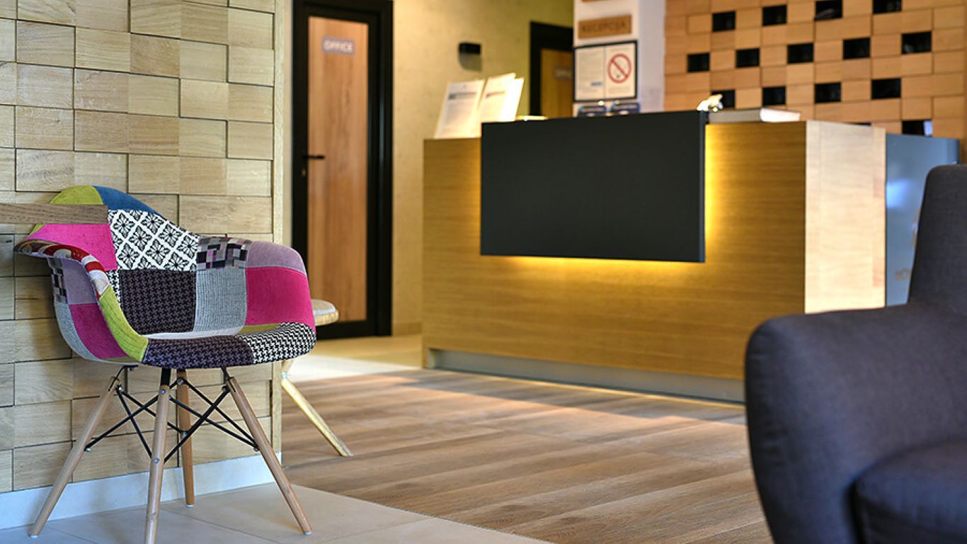 Hotel Mons Zlatibor-Recepcija.jpg