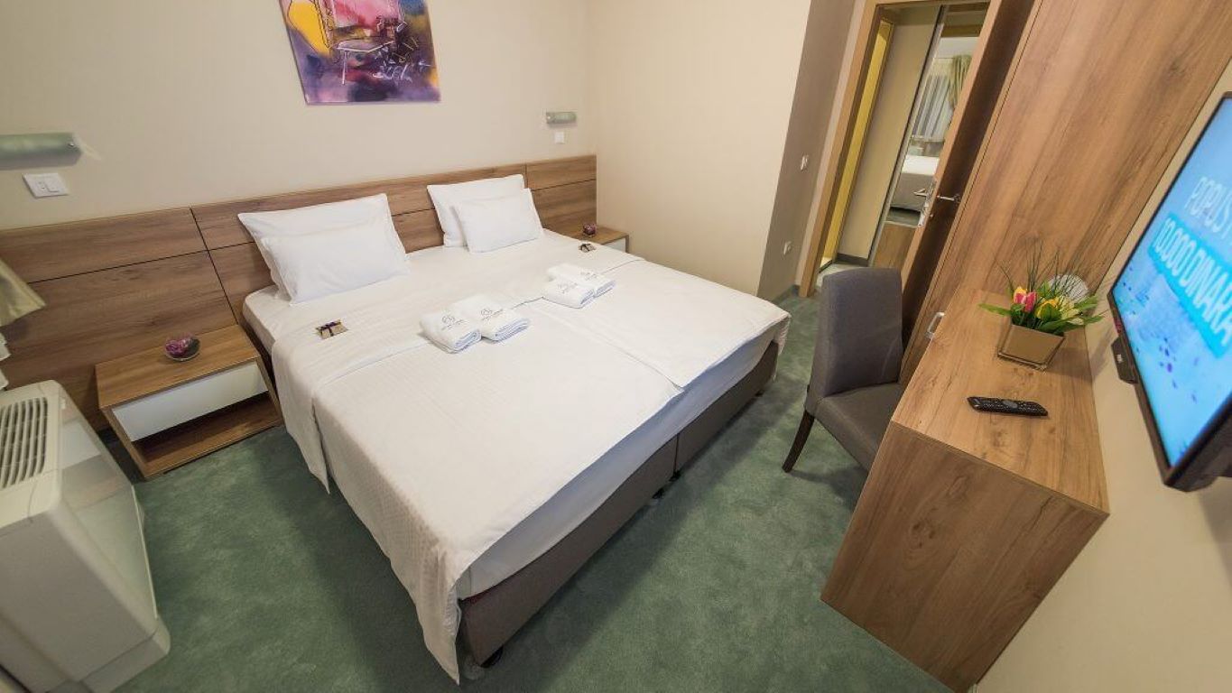 Mons Hotel-Apartman lux.jpg