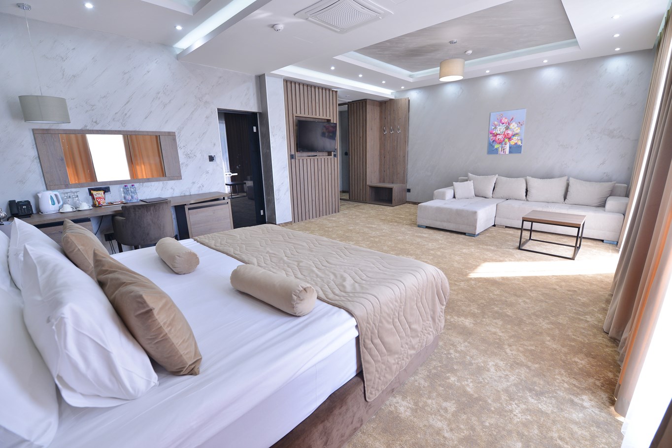 Hotel Vrnjačke Terme-Delux apartman.jpg