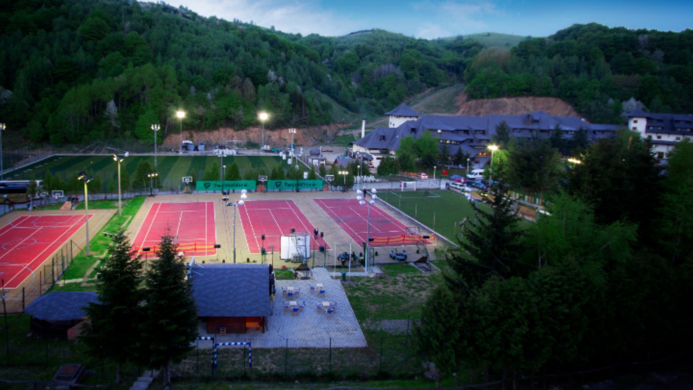 Junior Hotel-Teniski tereni.jpg