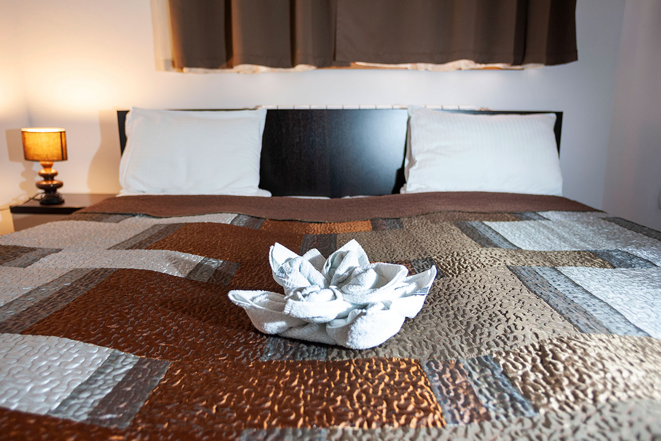 Apart & Spa Zoned - studio.jpg
