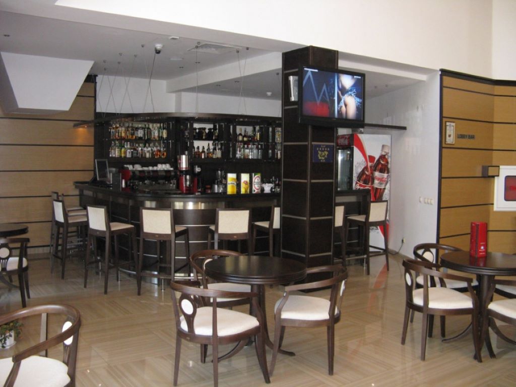 Hotel Semiramida Gardens-Lobby bar.jpg