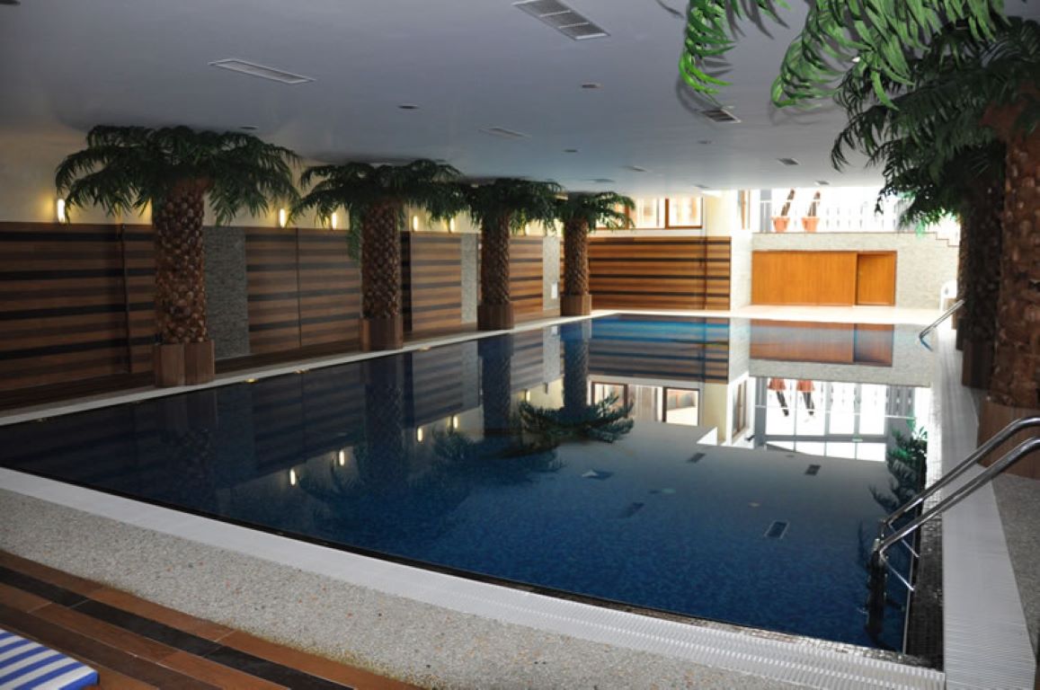 Hotel Semiramida Gardens-Unutrasnji bazen.jpg