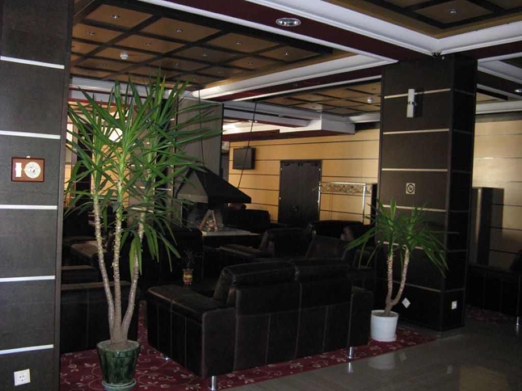 Semiramida Gardens Hotel-Lobby.jpg