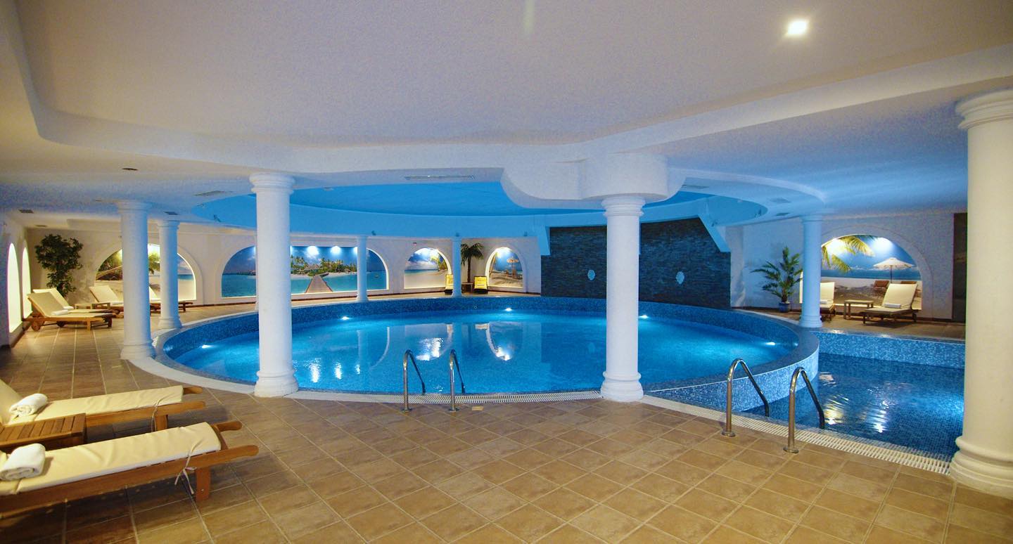 Hotel Park Panorama-Unutrasnji bazen.jpg