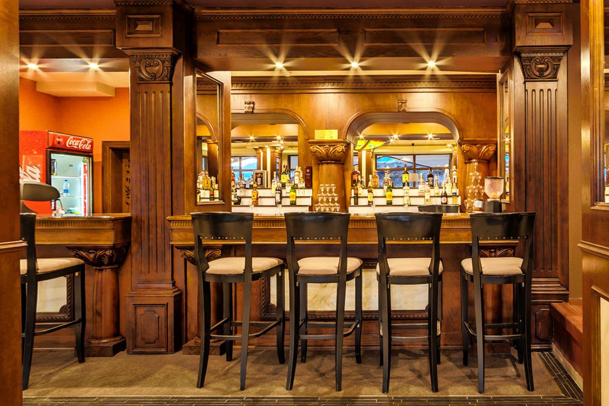 Park Hotel Panorama-Lobby bar.jpg