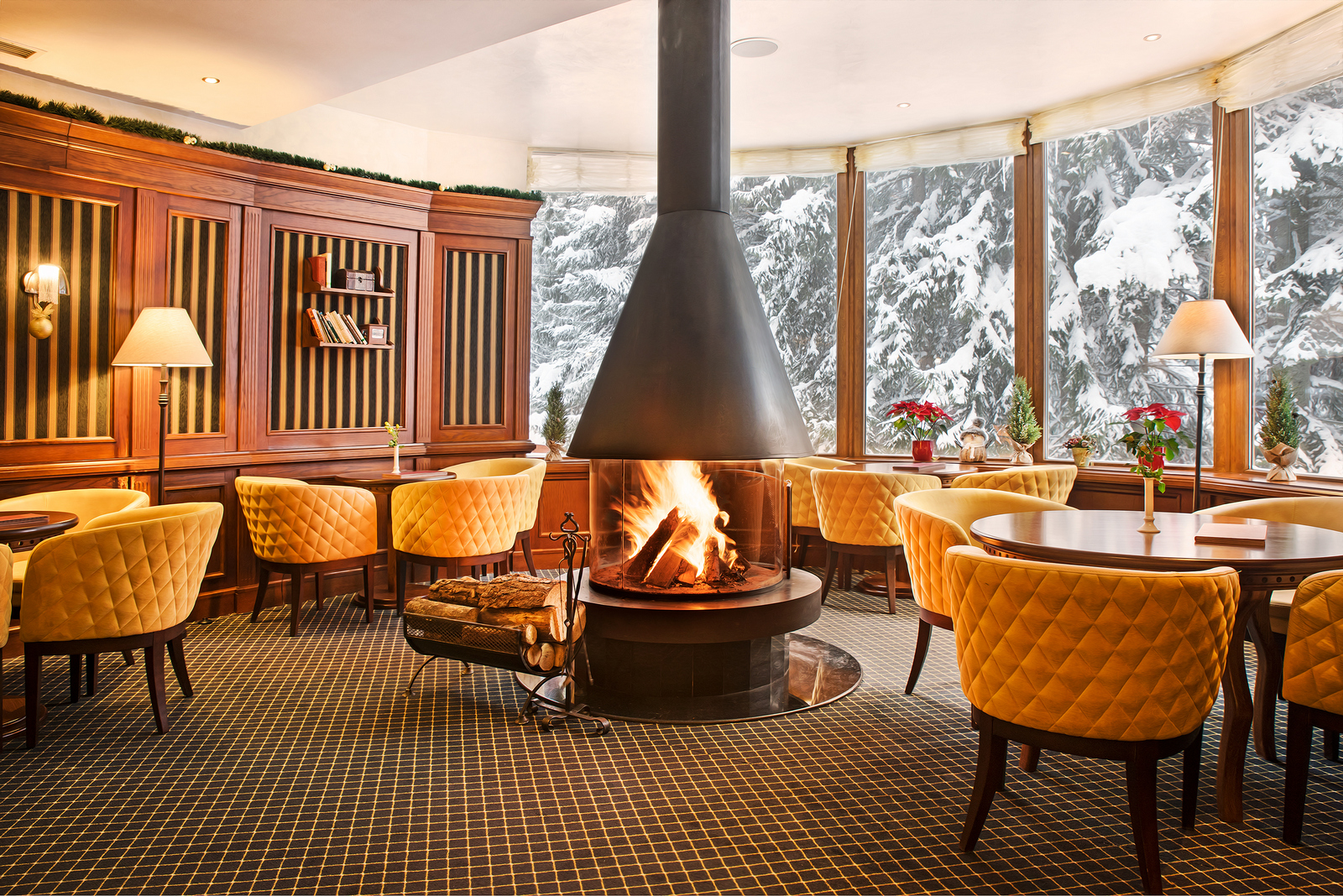 Hotel Yastrebets Spa-Lobby.jpg