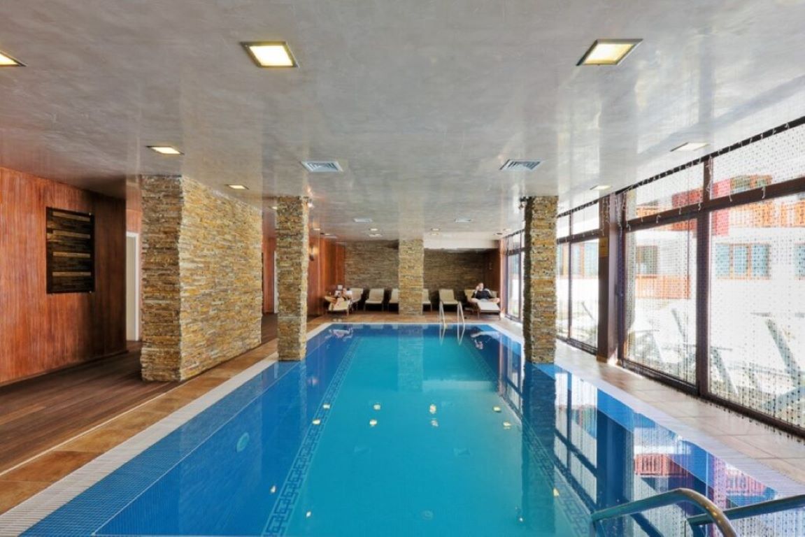 Forest Nook Hotel-Unutrasnji bazen.jpg