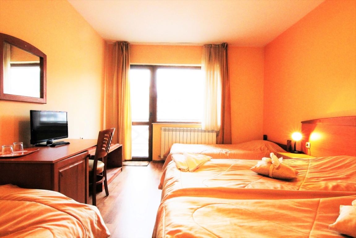 Hotel Pirina CLub-Family room.jpg