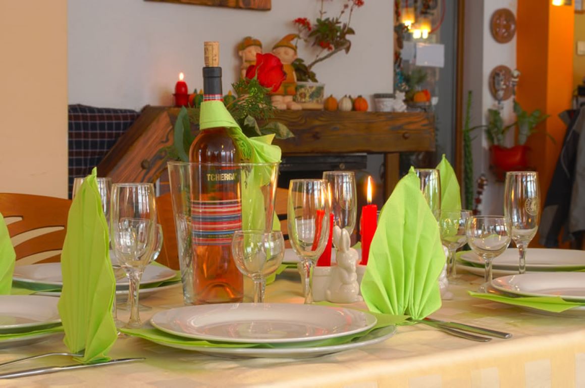 Pirina CLub Bansko-Restoran.jpg